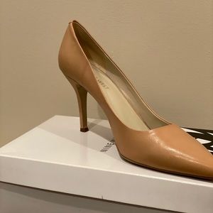 Classic Neutral Pump